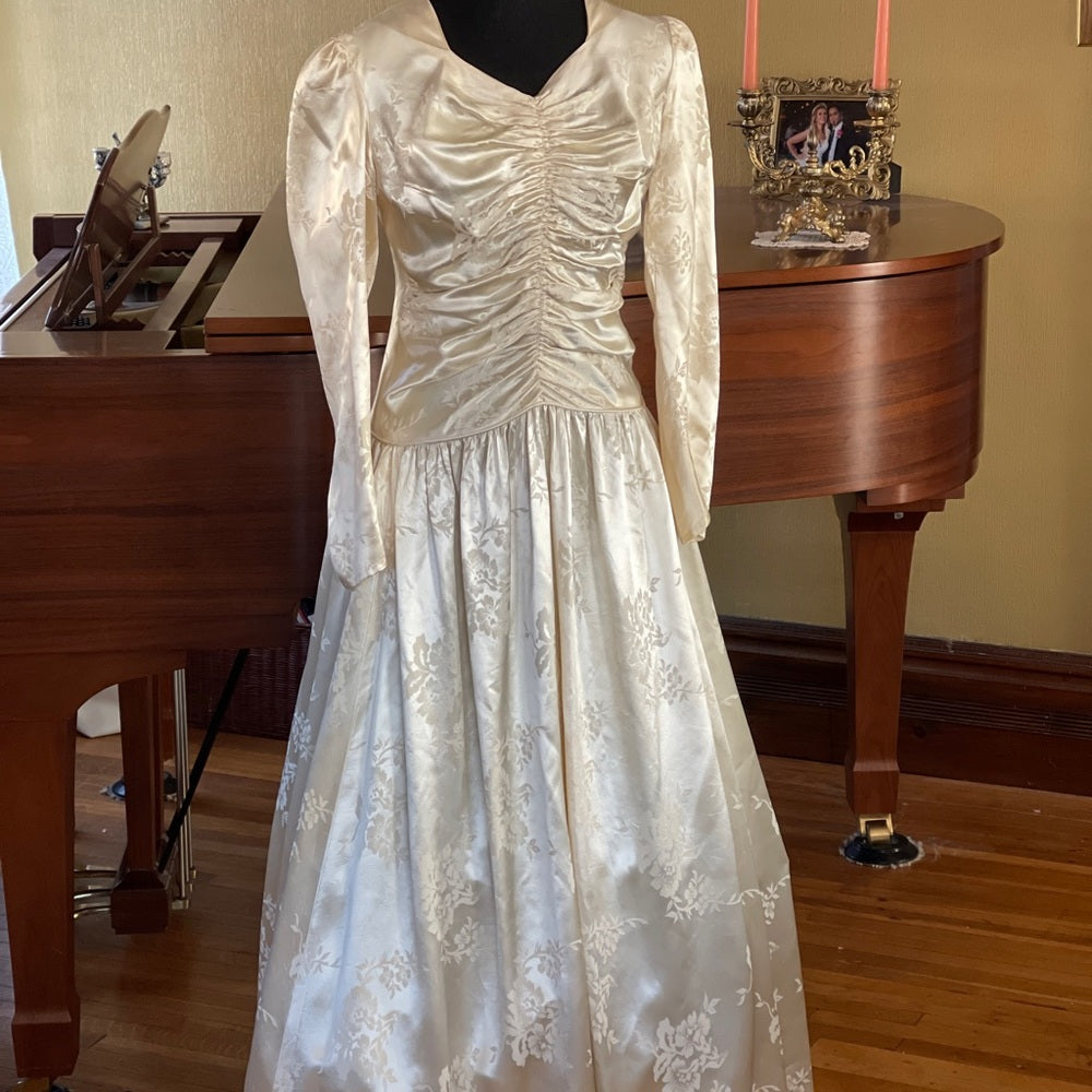 1940’s gown