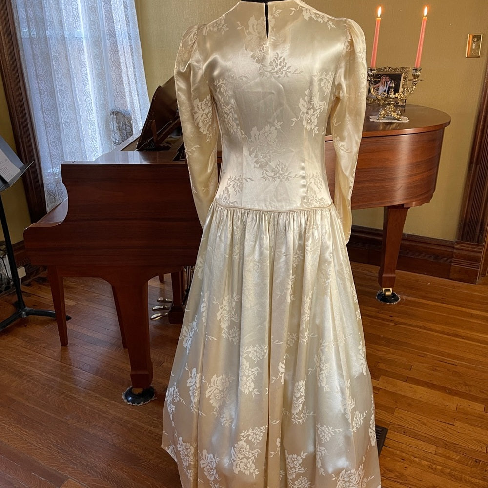 1940’s gown