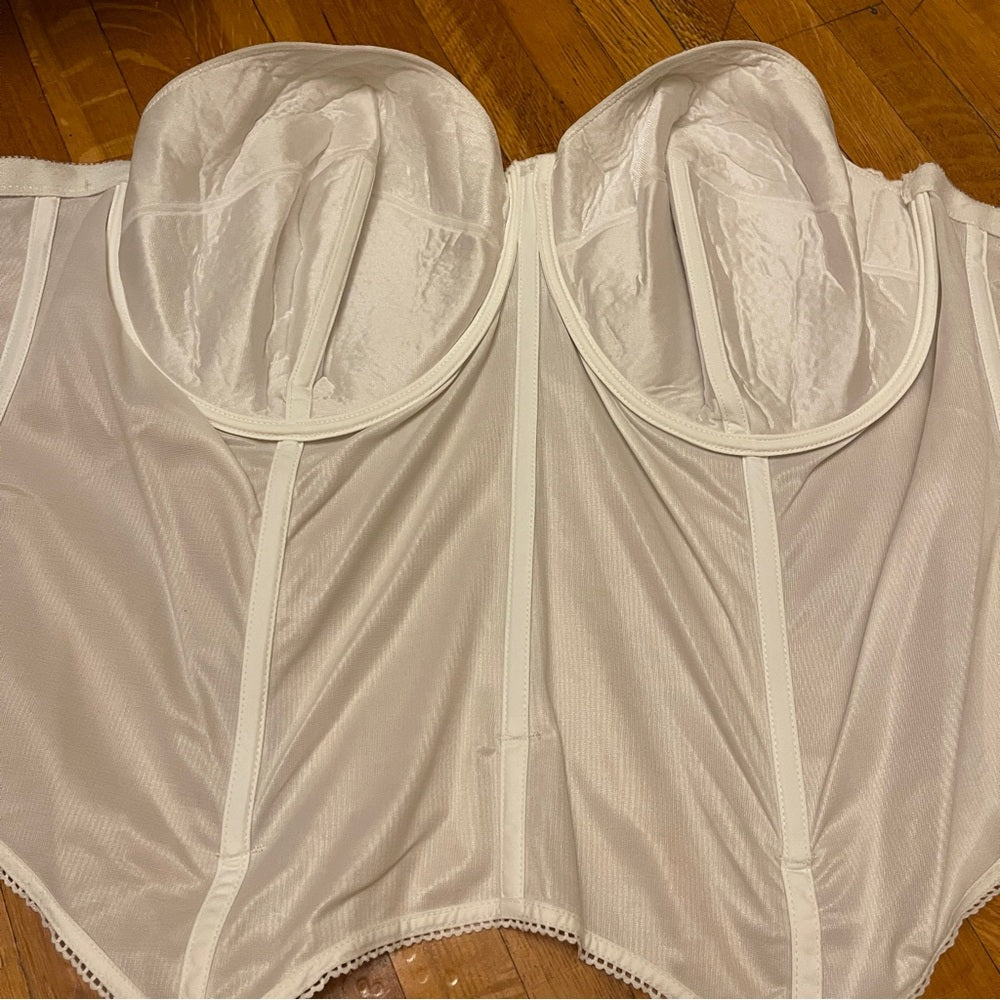 48DD bustier
