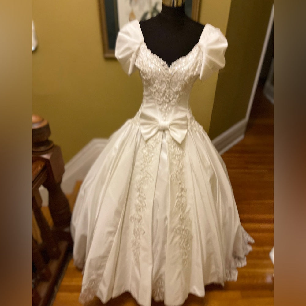 Wedding dress