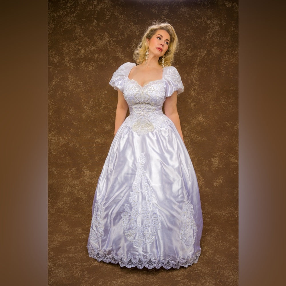 Wedding gown