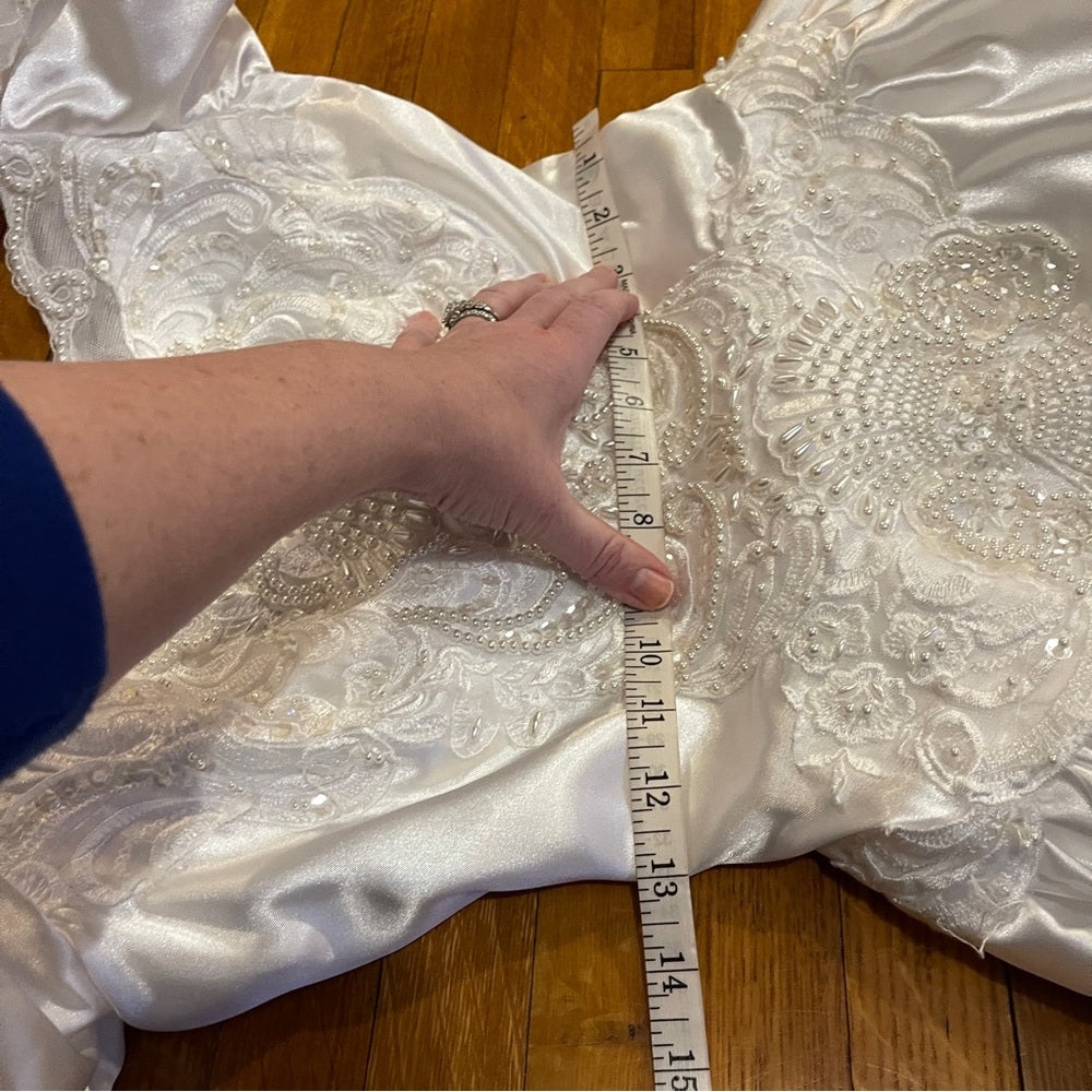 Wedding gown