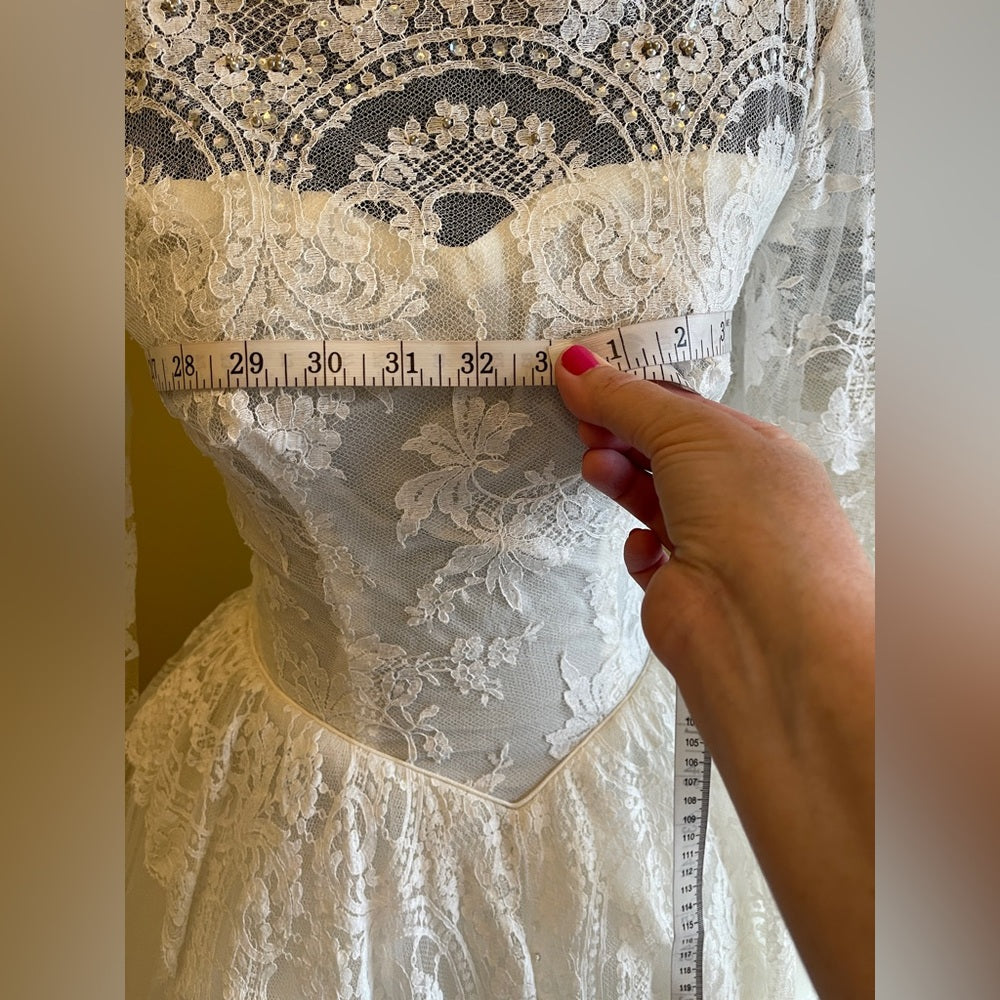 1950’s wedding gown