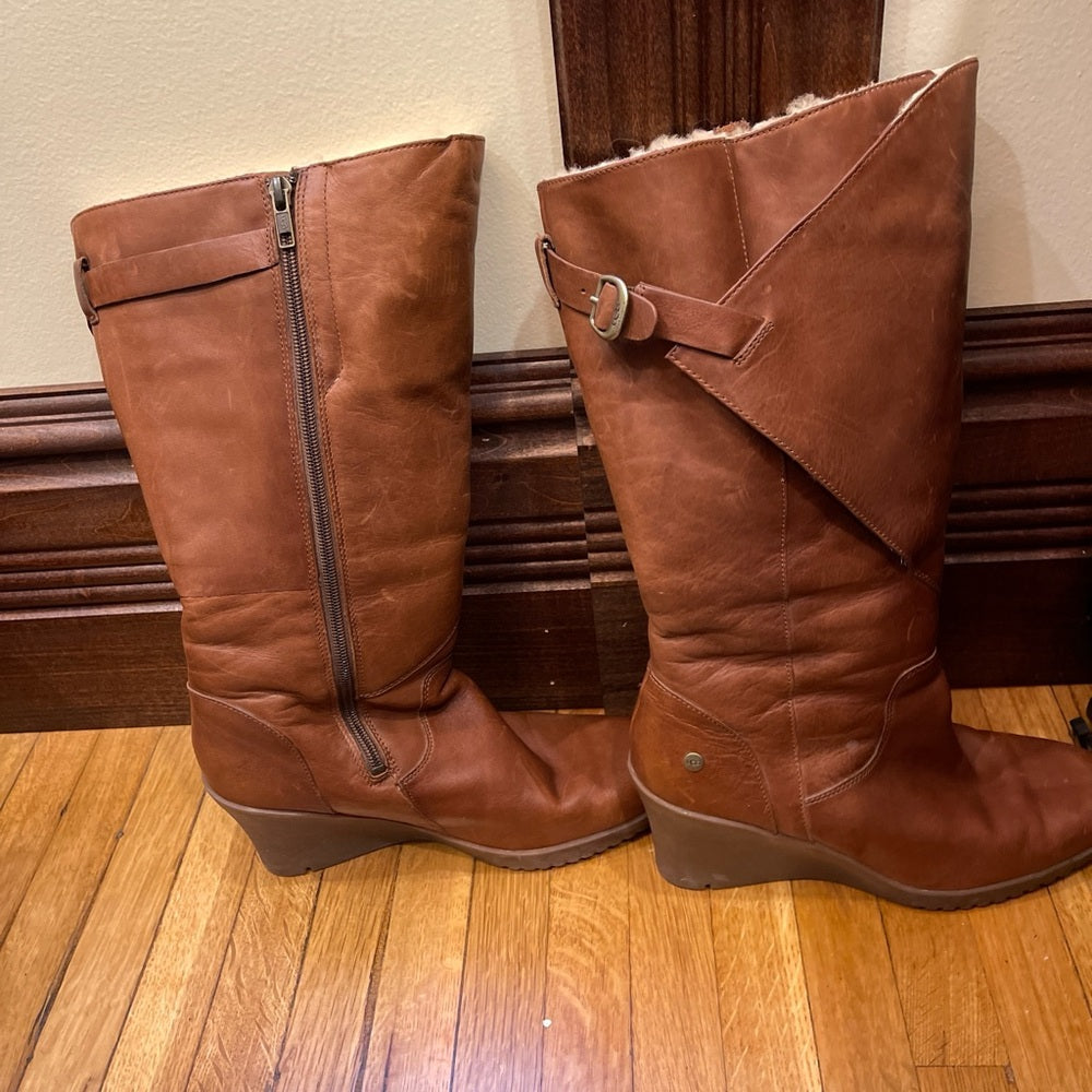Ugg boots size 10