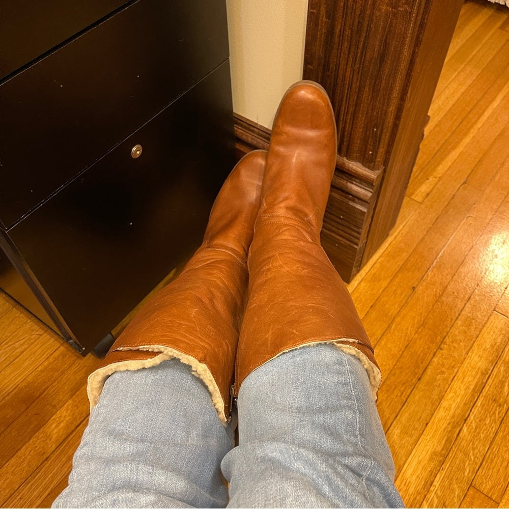 Ugg boots size 10