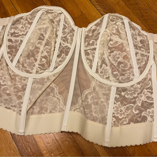 50DD bustier