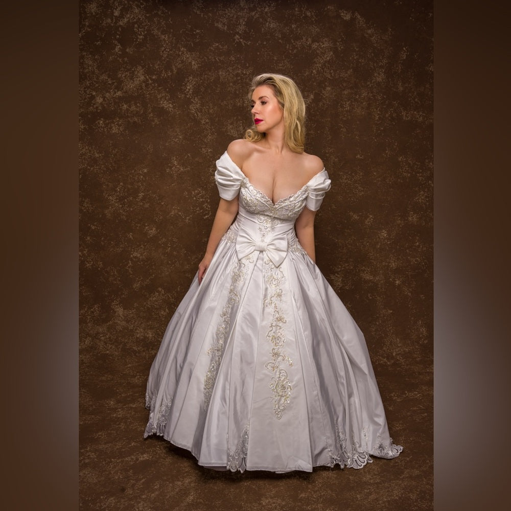 Wedding dress