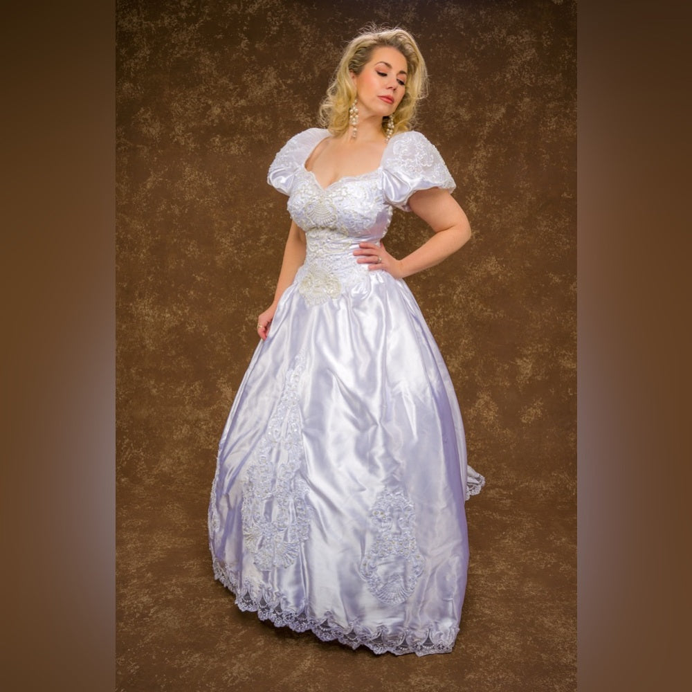 Wedding gown